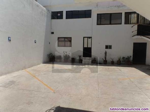 Se renta oficina a lado hospital mdica ebor